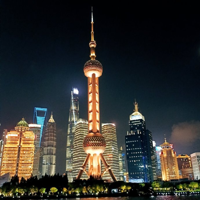 上海,繁华之都的历程与显赫地位