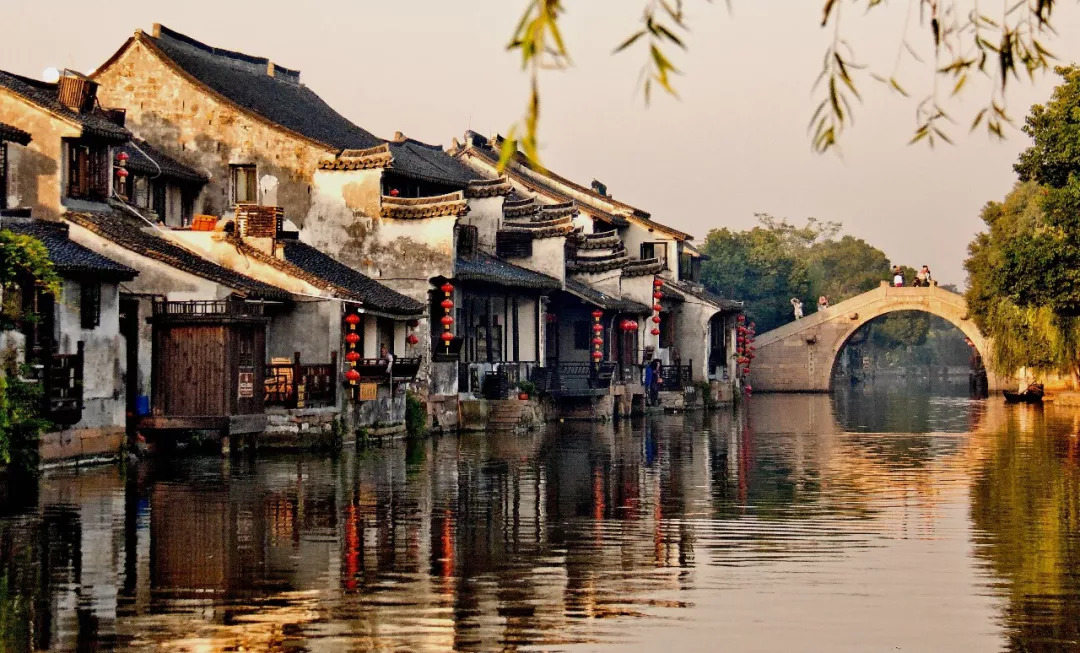 浙江绿色崛起，创新驱动新时代发展新篇章